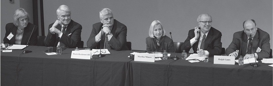 Left to Right: Maureen O’Connor (Chief Justice, Supreme Court of the State of Ohio), Nathan Hecht (Chief Justice, Texas Supreme Court), Mark Recktenwald (Chief Justice, Supreme Court of Hawaii), Martha Minow (Dean, Harvard Law School), Jonathan Lippman (former Chief Judge, State of New York), and Ralph Gants (Chief Justice, Massachusetts Supreme Judicial Court)