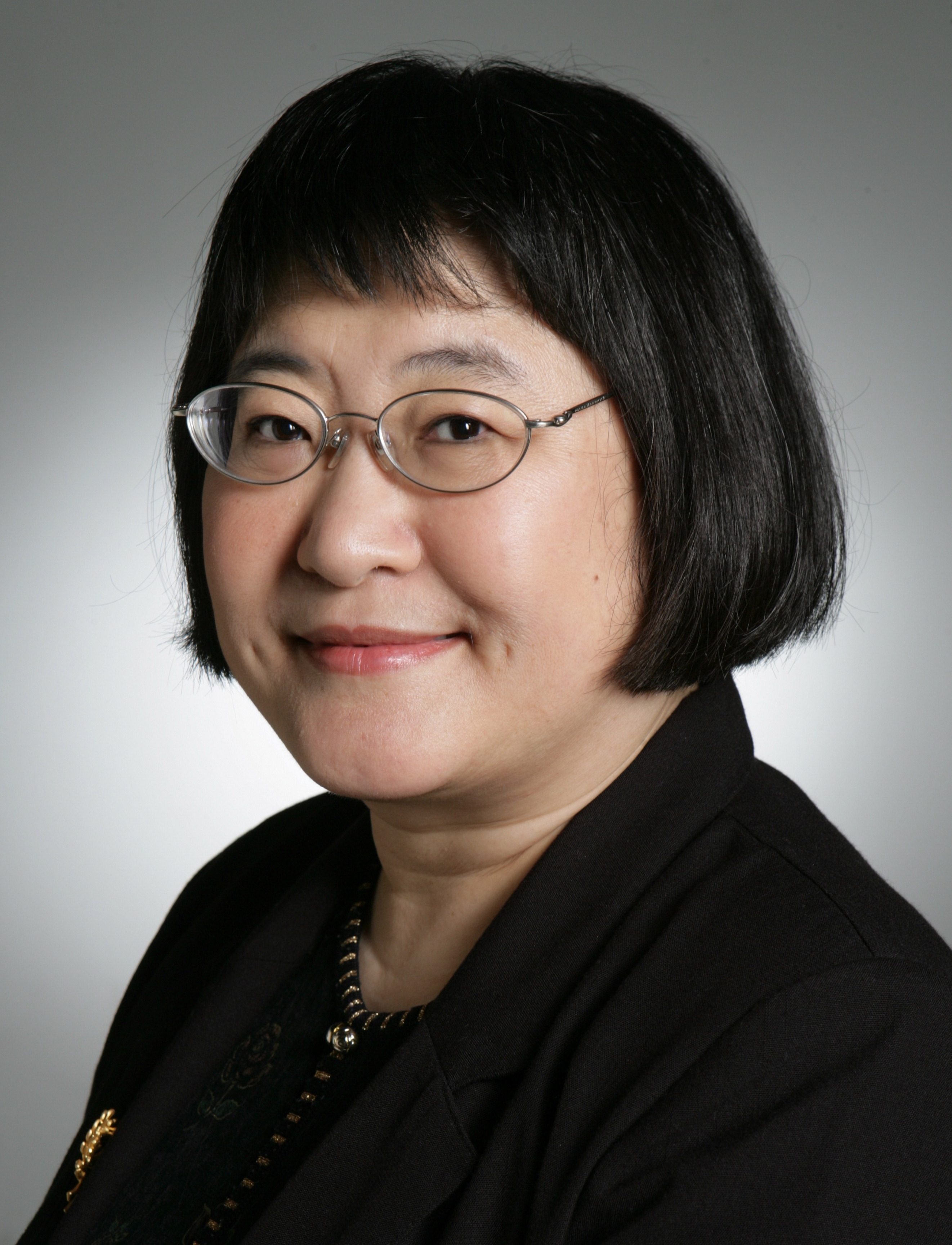 Chen Yi | American Academy of Arts and Sciences